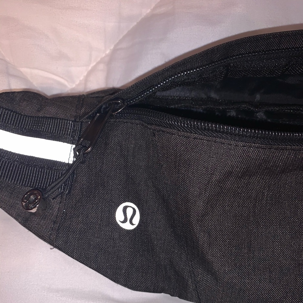 Lululemon Fanny pack